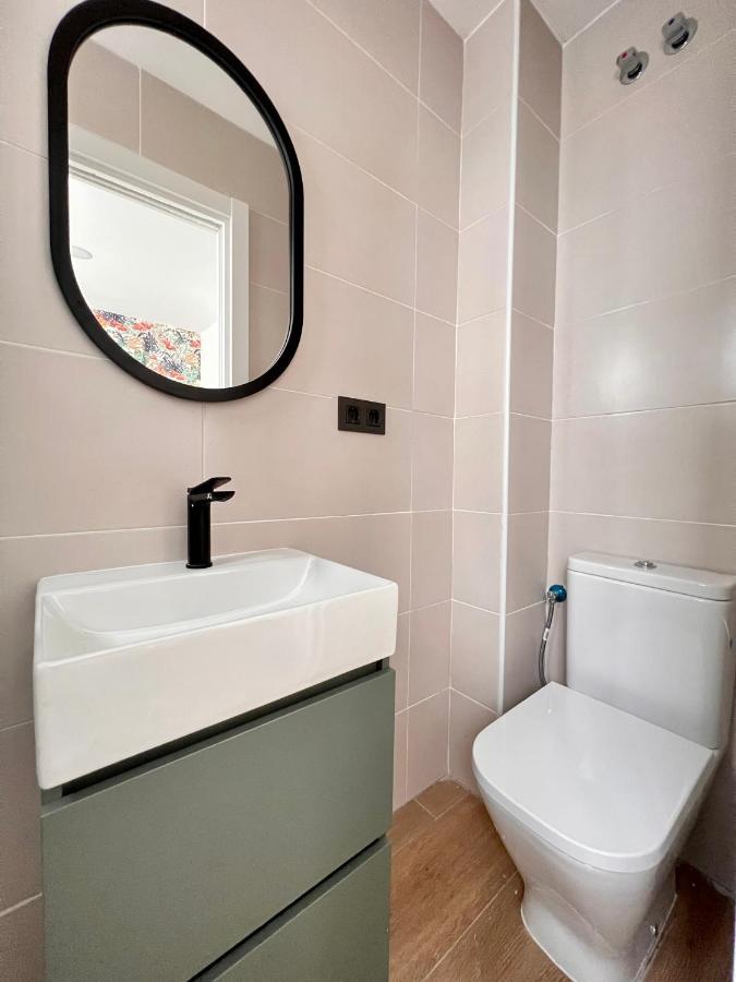 Crysoyle Apartment Barcelona Next To Camp Nou 오스피탈레트 데 요브레가트 외부 사진